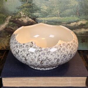 Vintage Pioneer Pottery 22k Gold Floral Rose Bowl Planter Hollywood Regency 7"